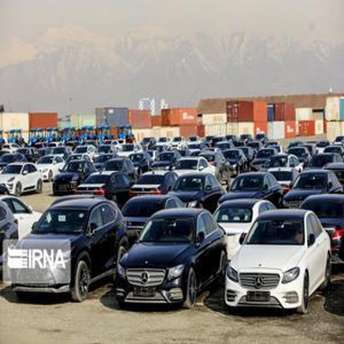 واردات خودرو و تلفن همراه نیازمند ضمانتنامه بانکی شد واردات خودرو و تلفن همراه نیازمند ضمانتنامه بانکی شد