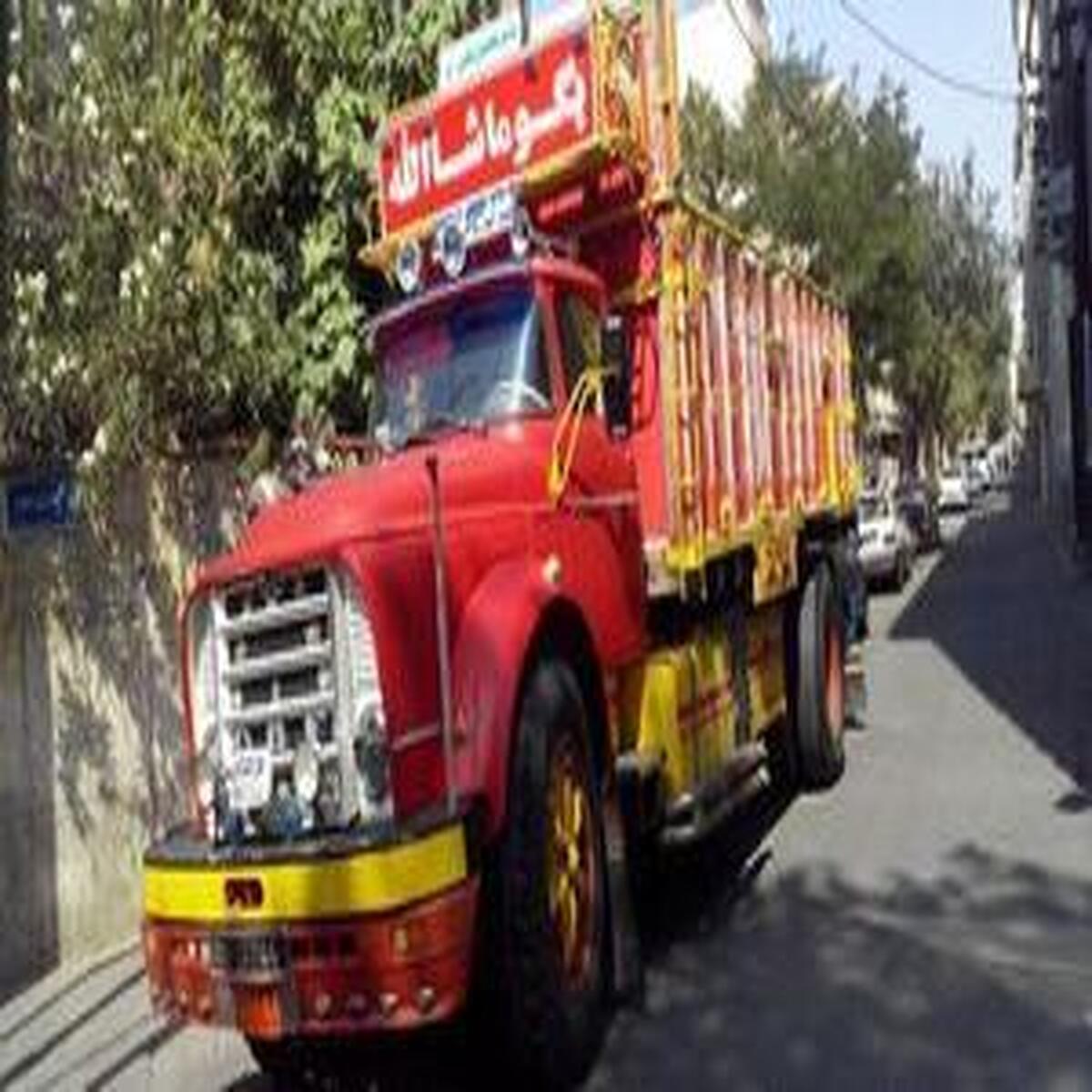 نرخ گازوئیل کامیون‌ها همچنان در سطح ۳۰۰ تومان باقی مانده است