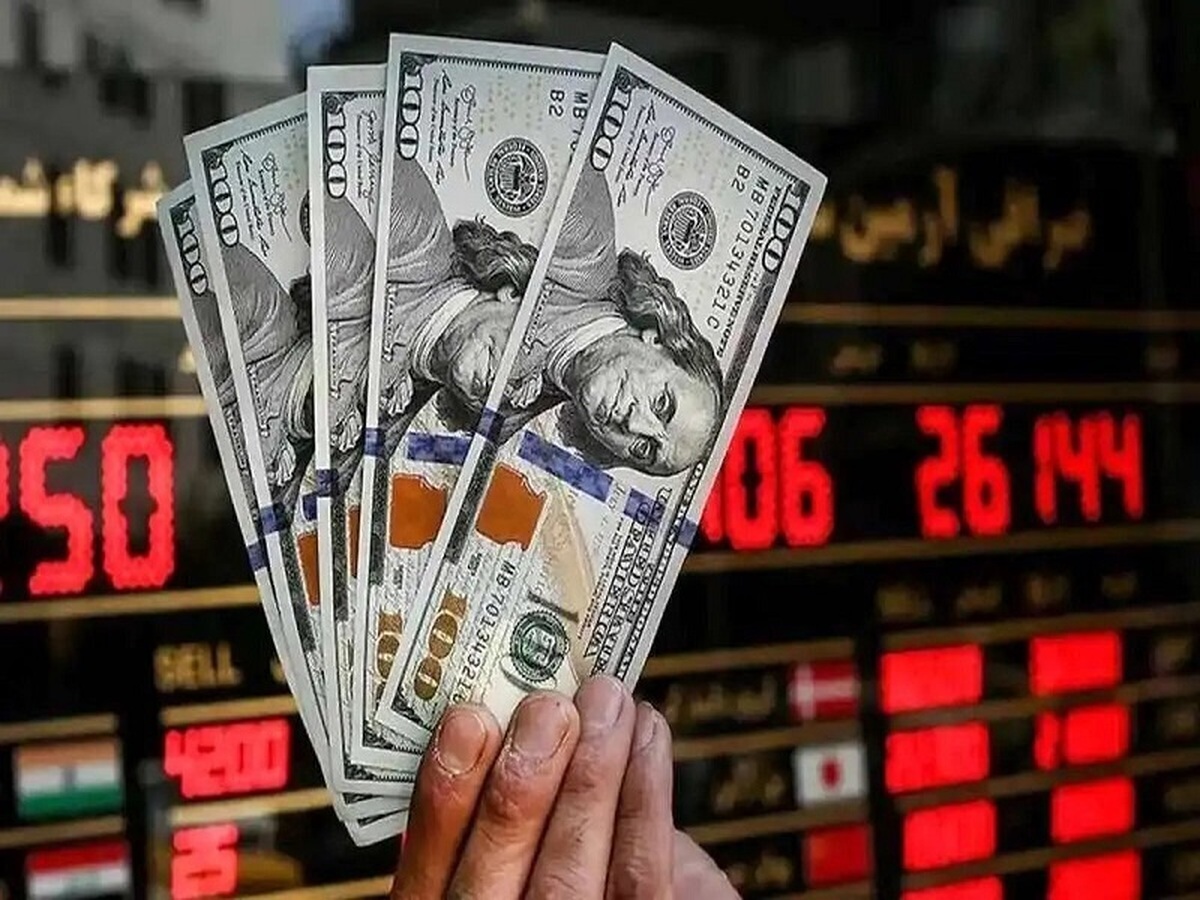 نرخ رسمی دلار به زیر ۷۱ هزار تومان رسید! نرخ رسمی دلار به زیر ۷۱ هزار تومان رسید!