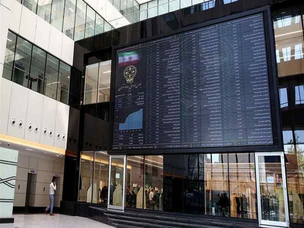 بررسی وضعیت بازار بورس - ۱۸ خرداد ۱۴۰۴