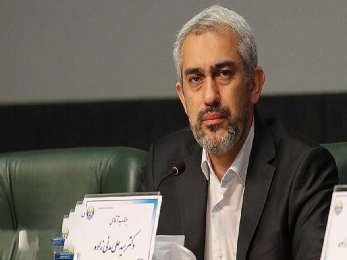 مدنیزاده با ارائه برنامه شفاف و دقیق، می تواند رأی اعتماد بگیرد/ او اقتصاددانی برجسته و دارای تجربه مدیریتی است
