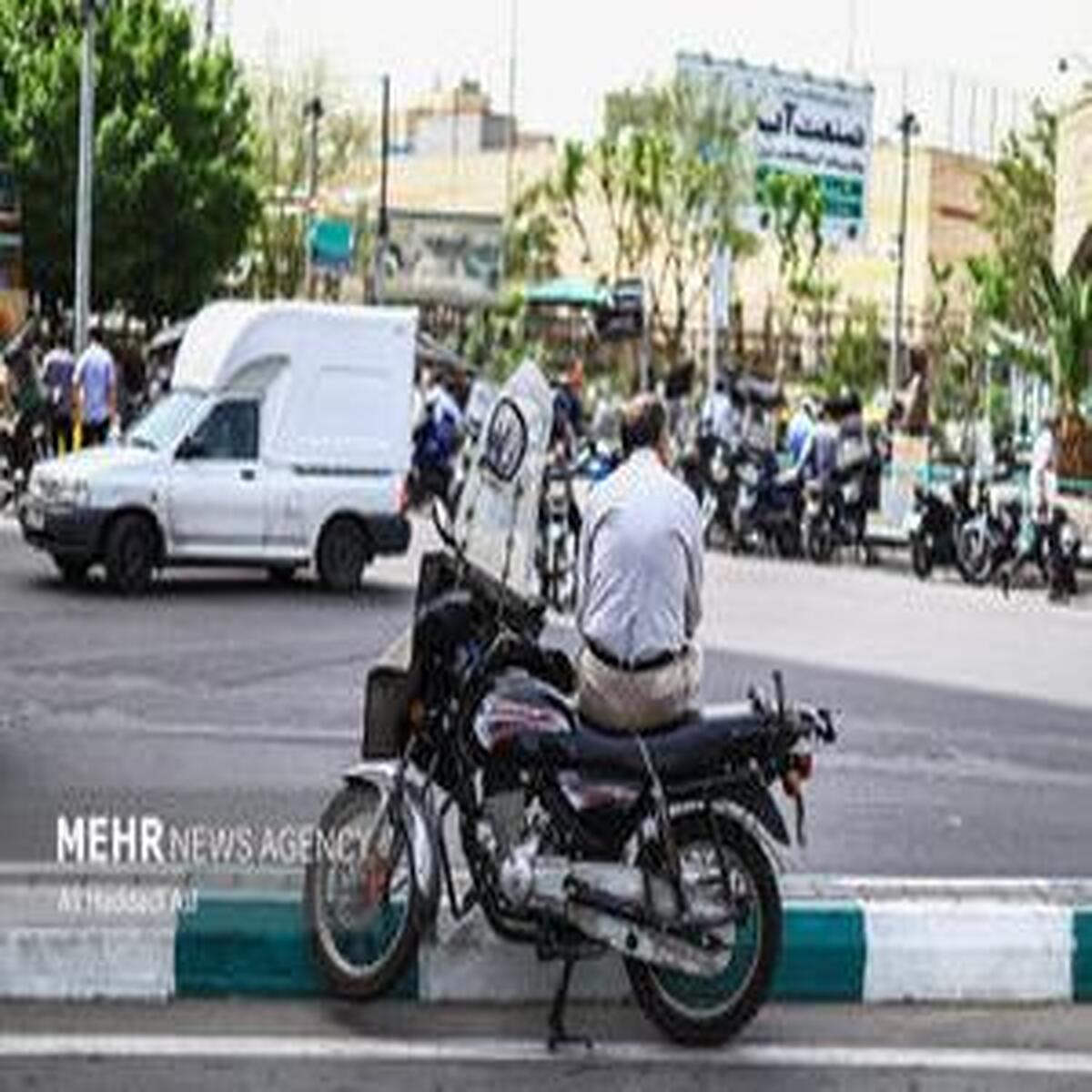 نرخ بیکاری به ۷.۶ درصد رسید