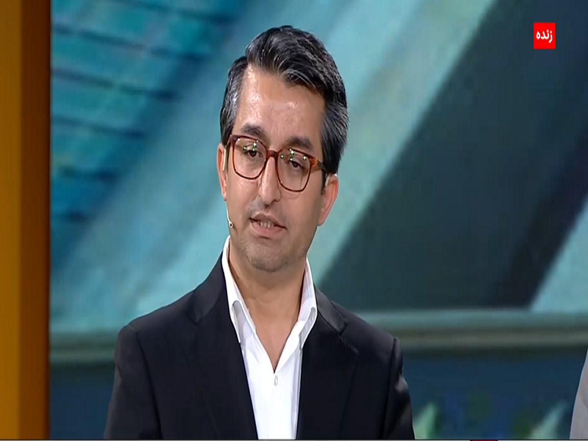 تابلوی بازار سرمایه نماد اقتصادی ایران است/ وزیر اقتصاد از بازار حمایت می کند
