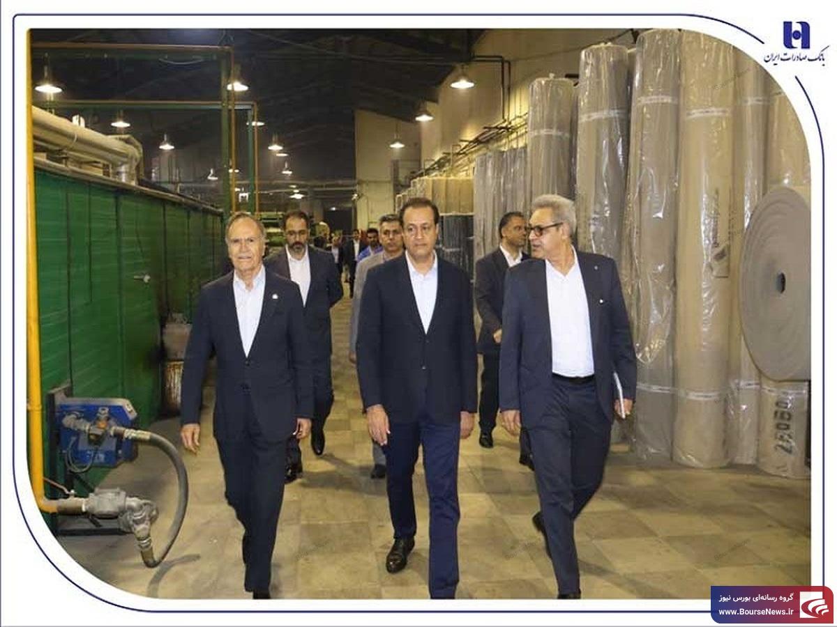 تعامل بانک صادرات ایران با بخش تولید و کارآفرینان، راهبردی و مستمر است
