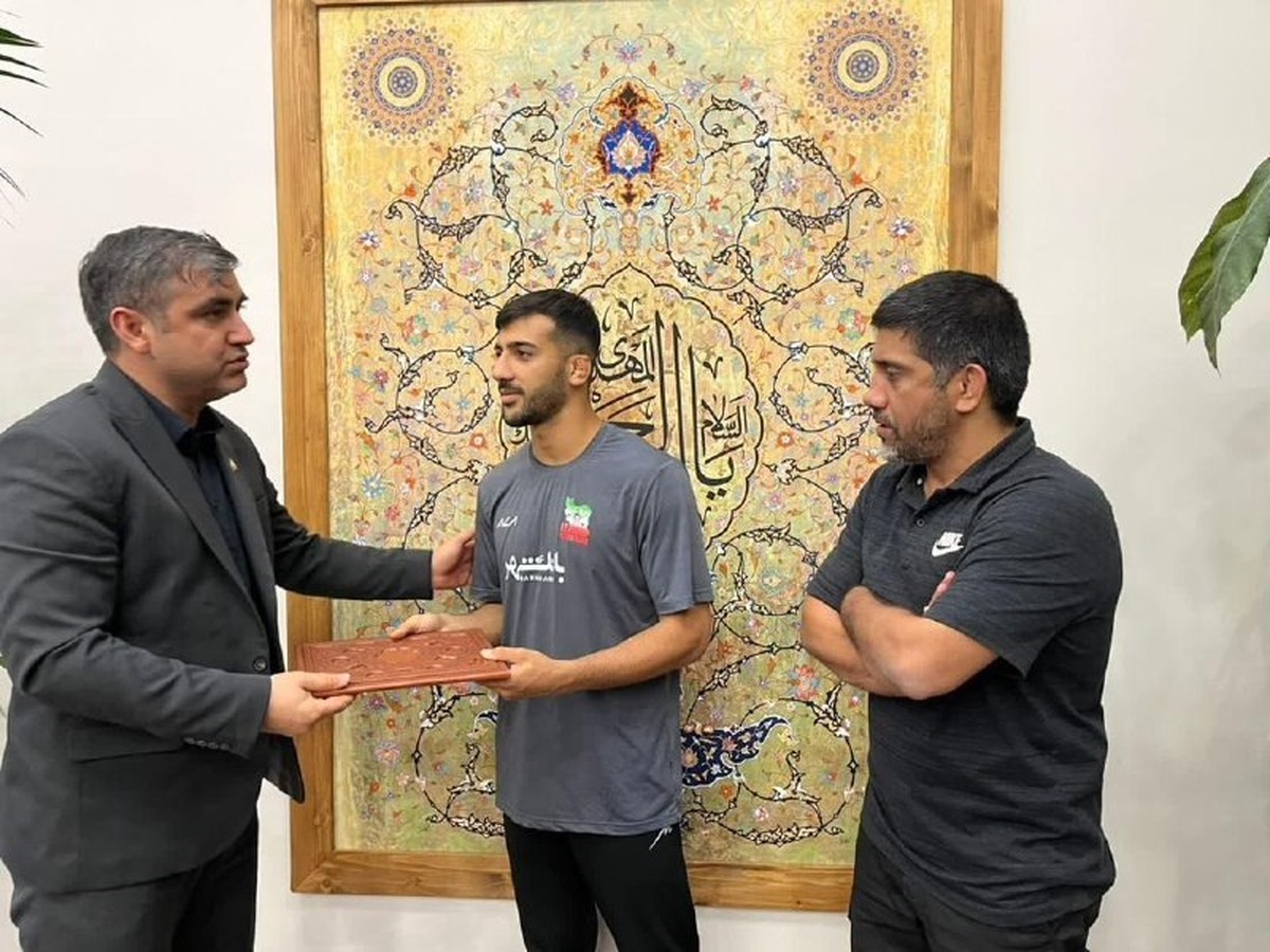 قهرمان جهانی جذب سیمان داراب وابسته به گروه مدیریت سرمایه‌گذاری امید شد