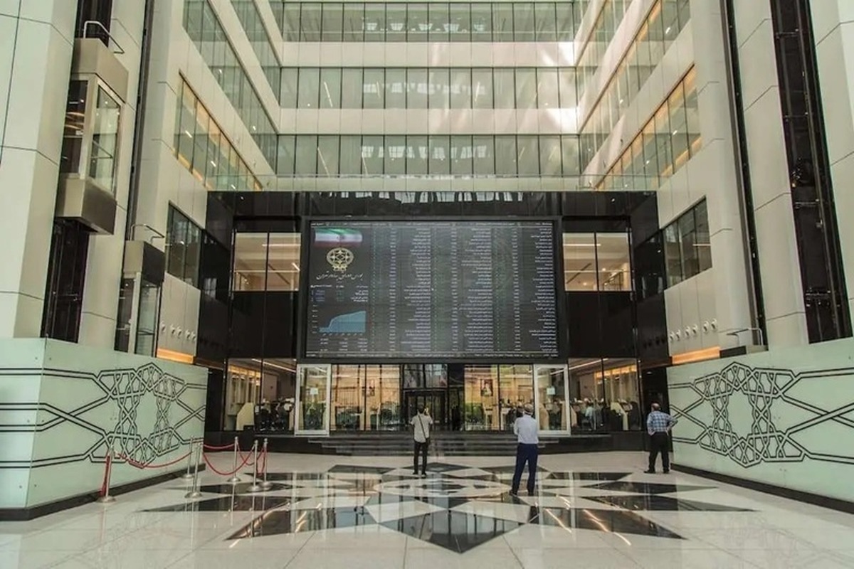 بازار سهام در ایستگاه ۳.۲ میلیون واحدی تثبیت شد