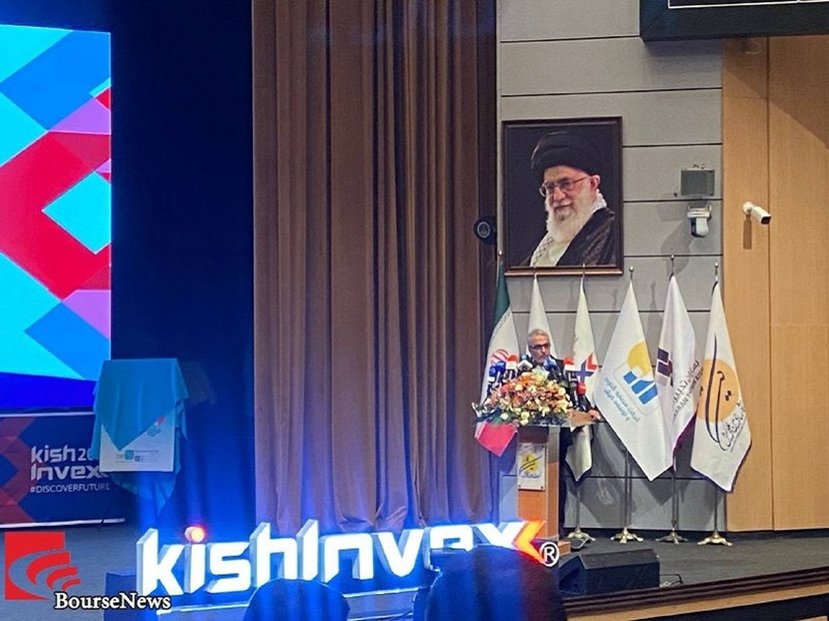 سرمایه‌گذاری بین‌المللی را به سمت مناطق آزاد هدایت کنیم