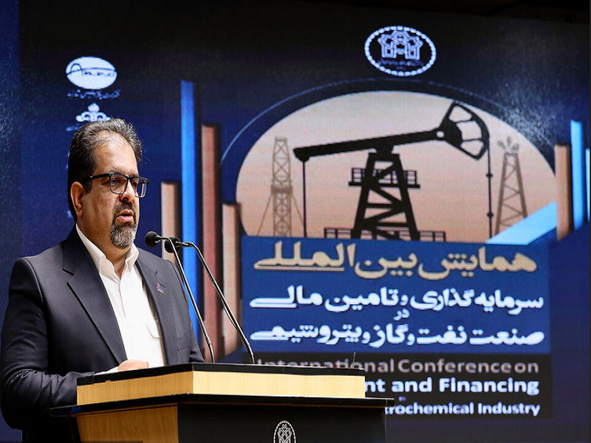 موانع قانونی سرمایه‌گذاری در صنعت گاز رفع شود