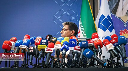 گزارش تصویری نشست خبری «محمدرضا سعیدی»، مدیرعامل شرکت سرمایهگذاری تأمین اجتماعی (شستا) گزارش تصویری نشست خبری «محمدرضا سعیدی»، مدیرعامل شرکت سرمایهگذاری تأمین اجتماعی (شستا)