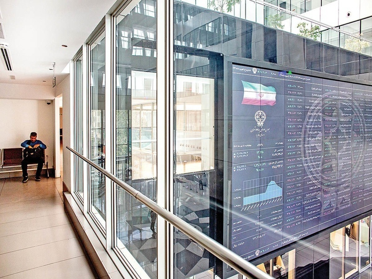 تشدید ورود نقدینگی به صندوق‌های طلا در پی جهش دلار