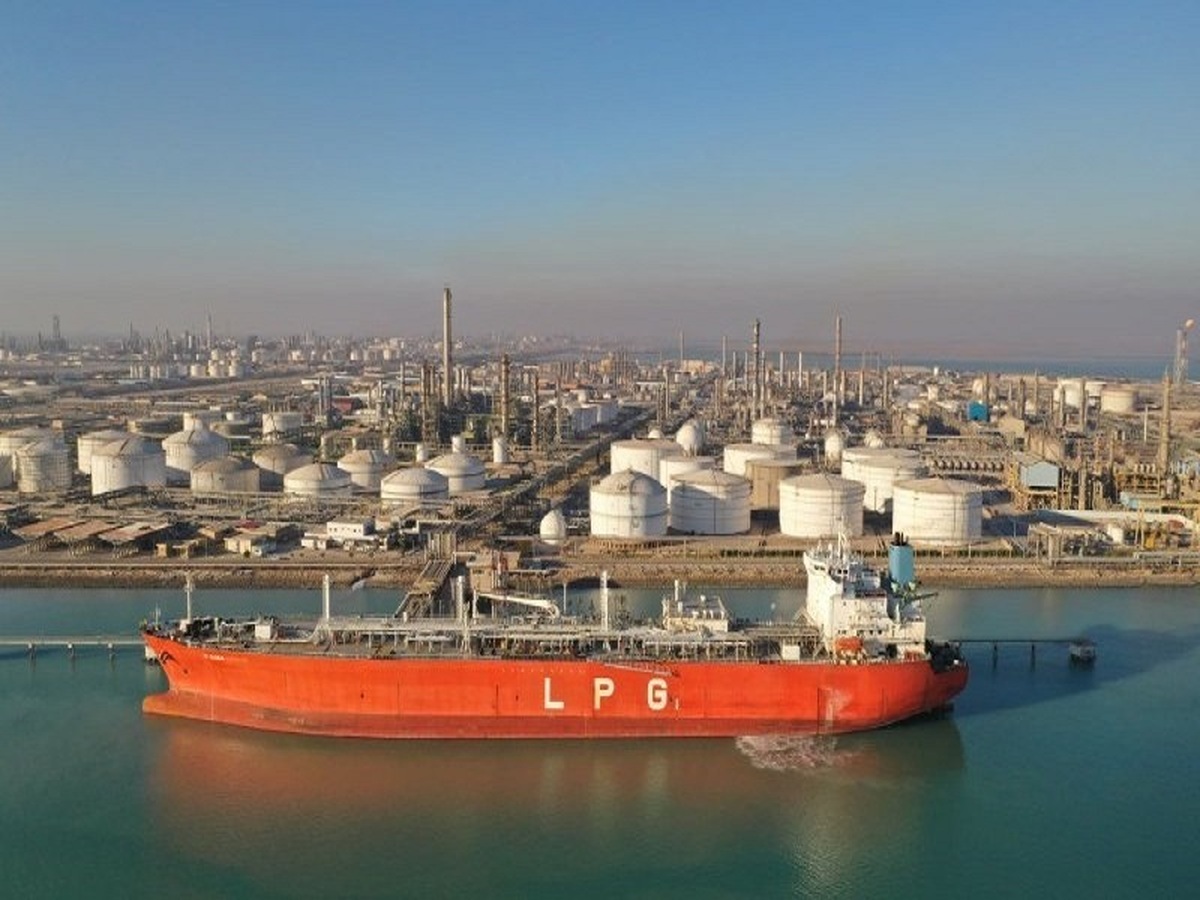 آغاز عرضه ۷۰ میلیون‌دلاری اوراق مرابحه ارزی پتروشیمی بندرامام از ۱۸ آذر/ گامی مهم برای افزایش درآمد ۴۰۰ میلیون‌دلاری سالانه بندر امام