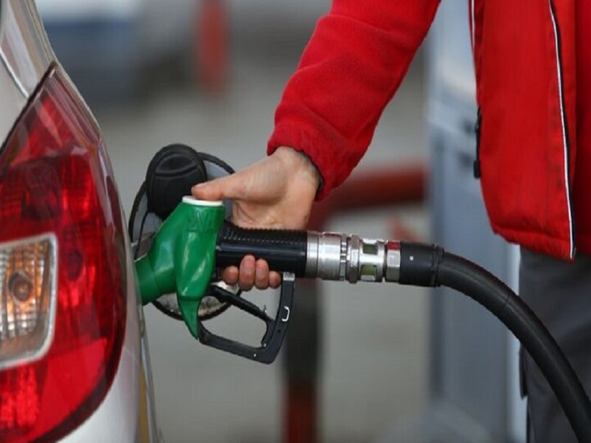آغاز رسمی فروش بنزین با قیمت جدید