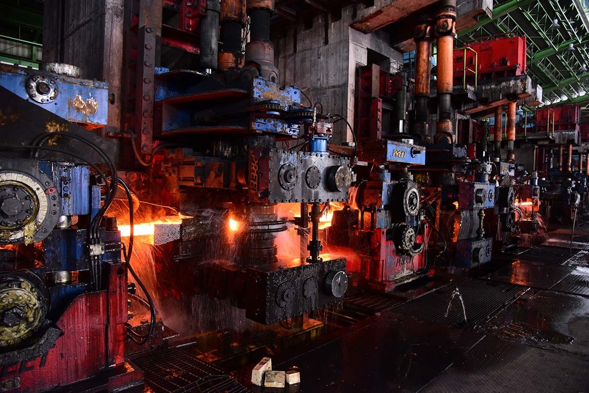 جهان فولاد سیرجان بدون تغییر درآمدی آبان ماه ۱۴۰۴ را پشت سر گذاشت