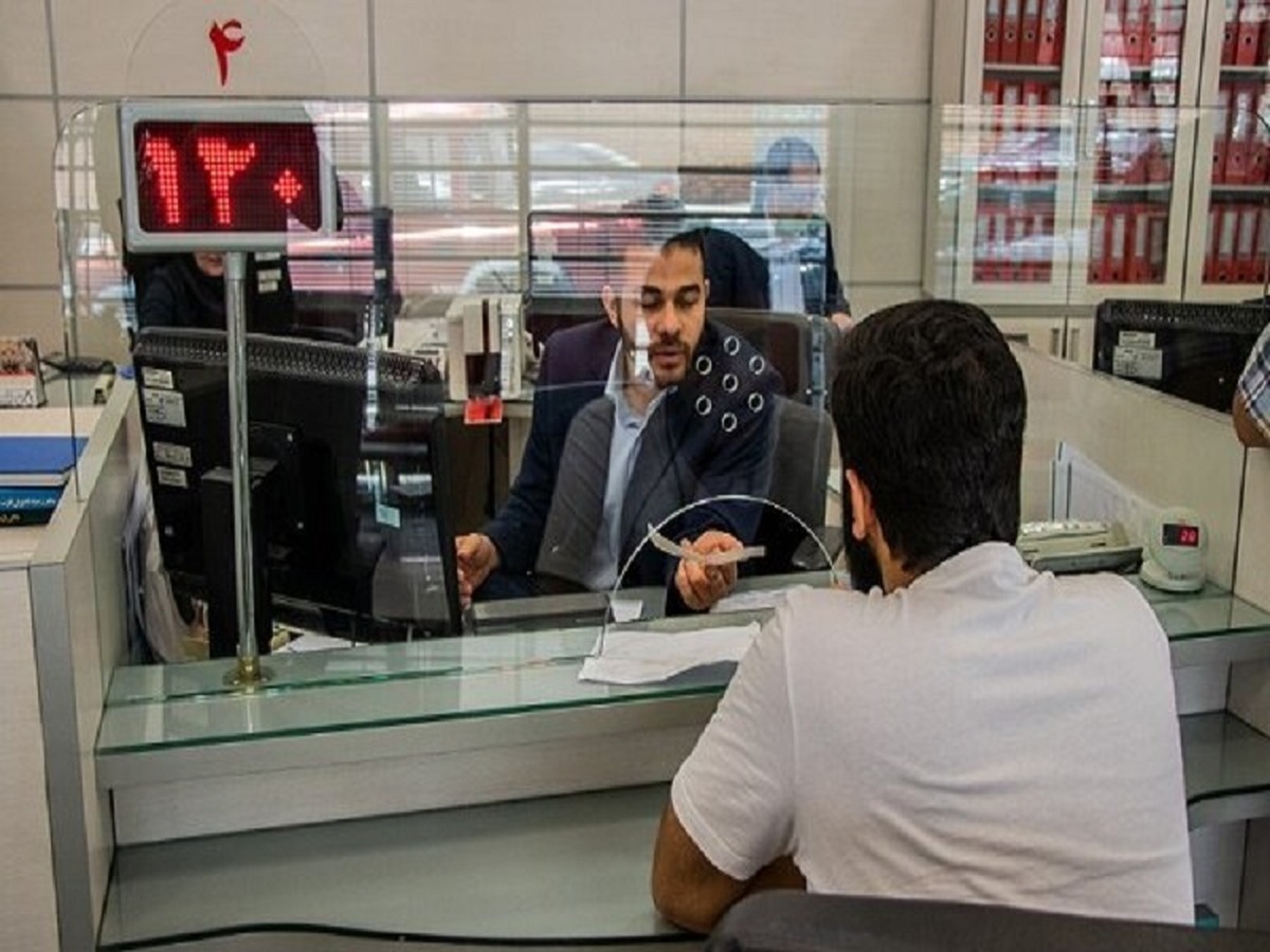 ۳۰ درصد شعب بانک‌ها فعالیت می‌کنند