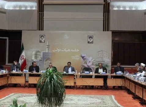 عکس/ صندلی خالی کنار احمدی‌نژاد