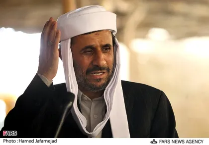احمدی نژاد با چهره ای متفاوت/عکس