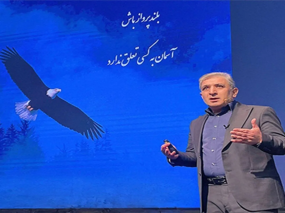 خدمات جدید و به‌روز، پاسخ روشن ما به نیاز‌های مشتریان است