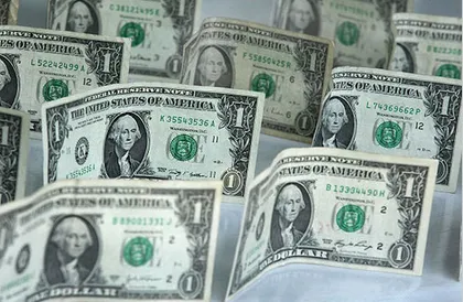 بانک‌ها امروز دلار را چند خریدند؟