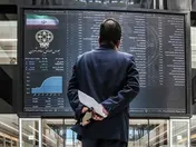 تاثیر ۱۰ صنعت بورسی بر صعود بازار سرمایه در آبان ماه
