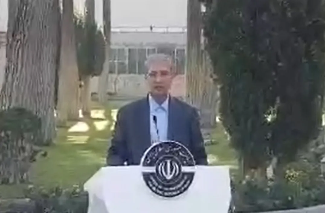علی ربیعی سخنگوی دولت در پاسخ به سوالی درباره سهمیه‌بندی بنزین