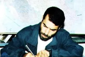 آقای هاشمی! می‌‌ترسم که در تاریخ نوشته شود، دزدها امیرکبیر خوانده شدند!