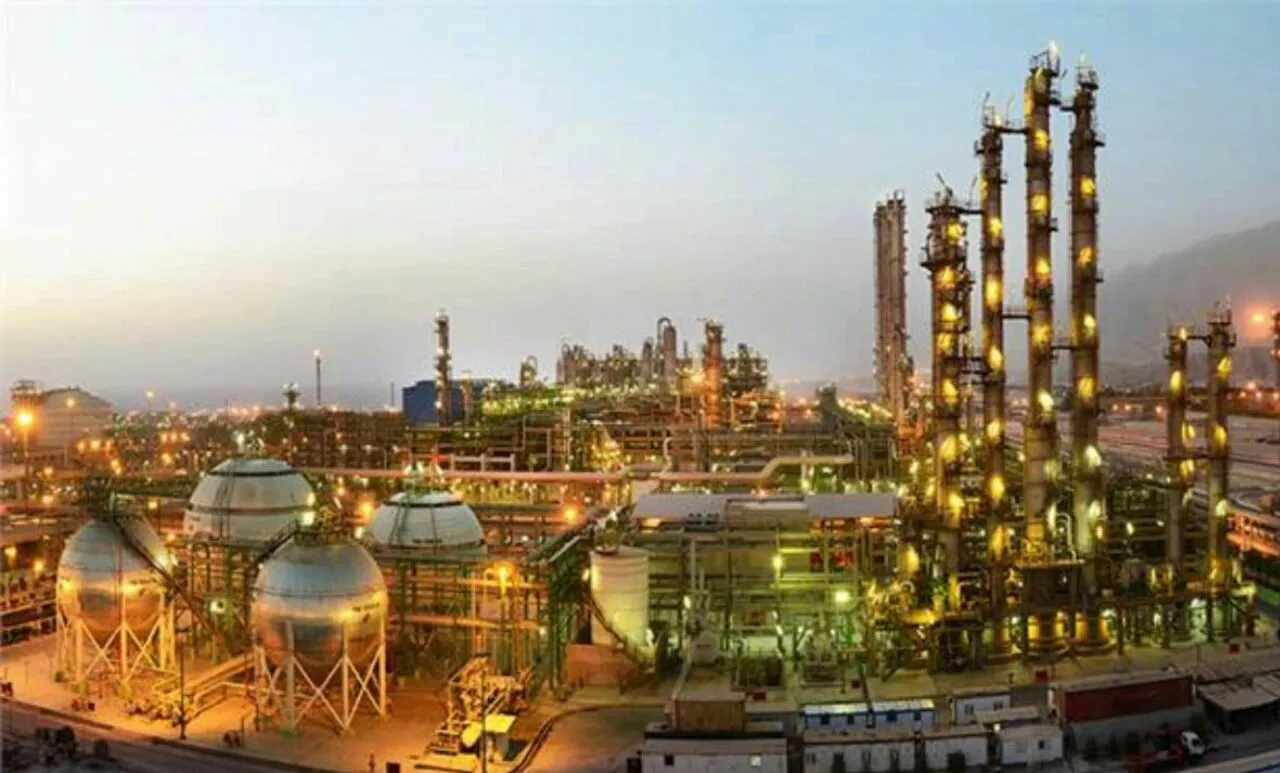 حضور فارس و پارسان در لیست 100 شرکت برتر پتروشیمی جهان