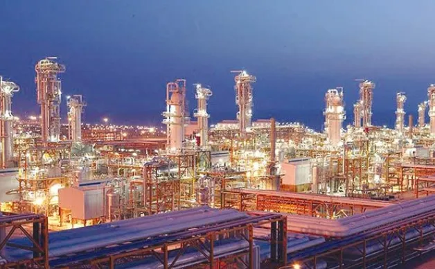 پیشنهاد مجلس درباره خوراک پتروشیمی/ هفت راهکار اصلاح وضعیت بازار