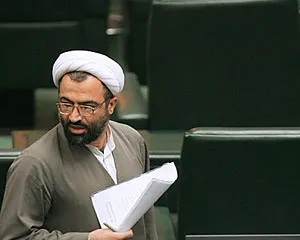 بورس نیاز به تمهید دارد و مجلس پیگیر است