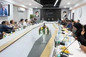 هزار بسته معیشتی و‌ نوشت‌افزار در بین دانش‌اموزان و نیازمندان چوار توزیع شد