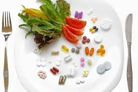 دونرخی بودن ارز، زنجیری به پای واحدهای تولیدی/ حذف دلار 4200 تومانی به نفع صنعت غذا!