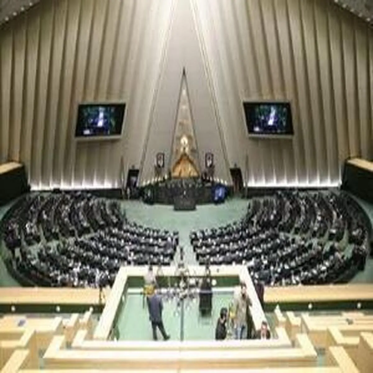 لایحه جدید تعطیلی پنجشنبه‌ها مورد بازنگری قرار گرفت
