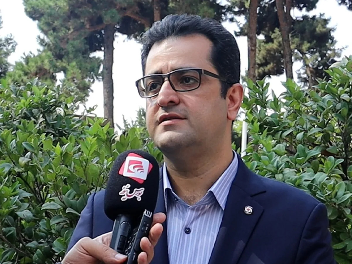 اصلاح و بازسازی بانک‌ها مد نظر است، نه ادغام آن ها!