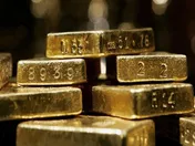 طلا با تاثیر دلار تقویت شد