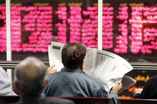 انتظارات از حقوقی‌ها بجاست/ تقابل دو دیدگاه به نفع چه کسانی است