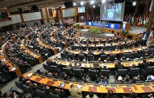 سمینار بازاريابي خدمات و ابزارهاي مالي برگزار شد