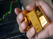 طلای جهانی اندکی بهبود یافت