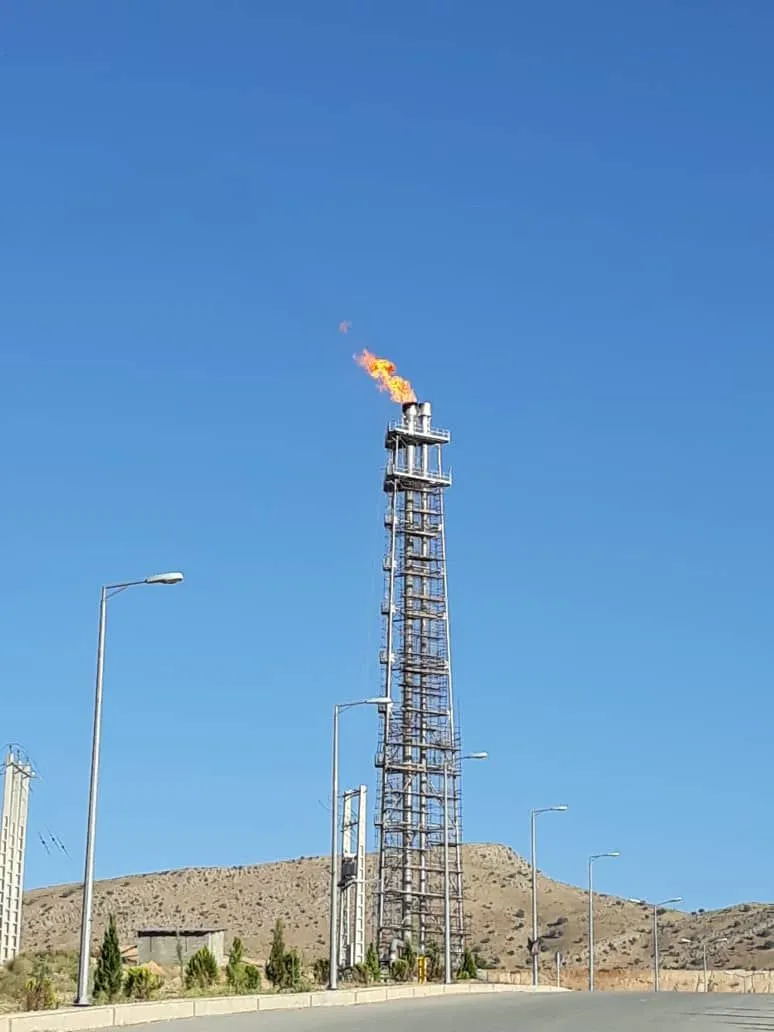 فلر بام ایران روشن شد