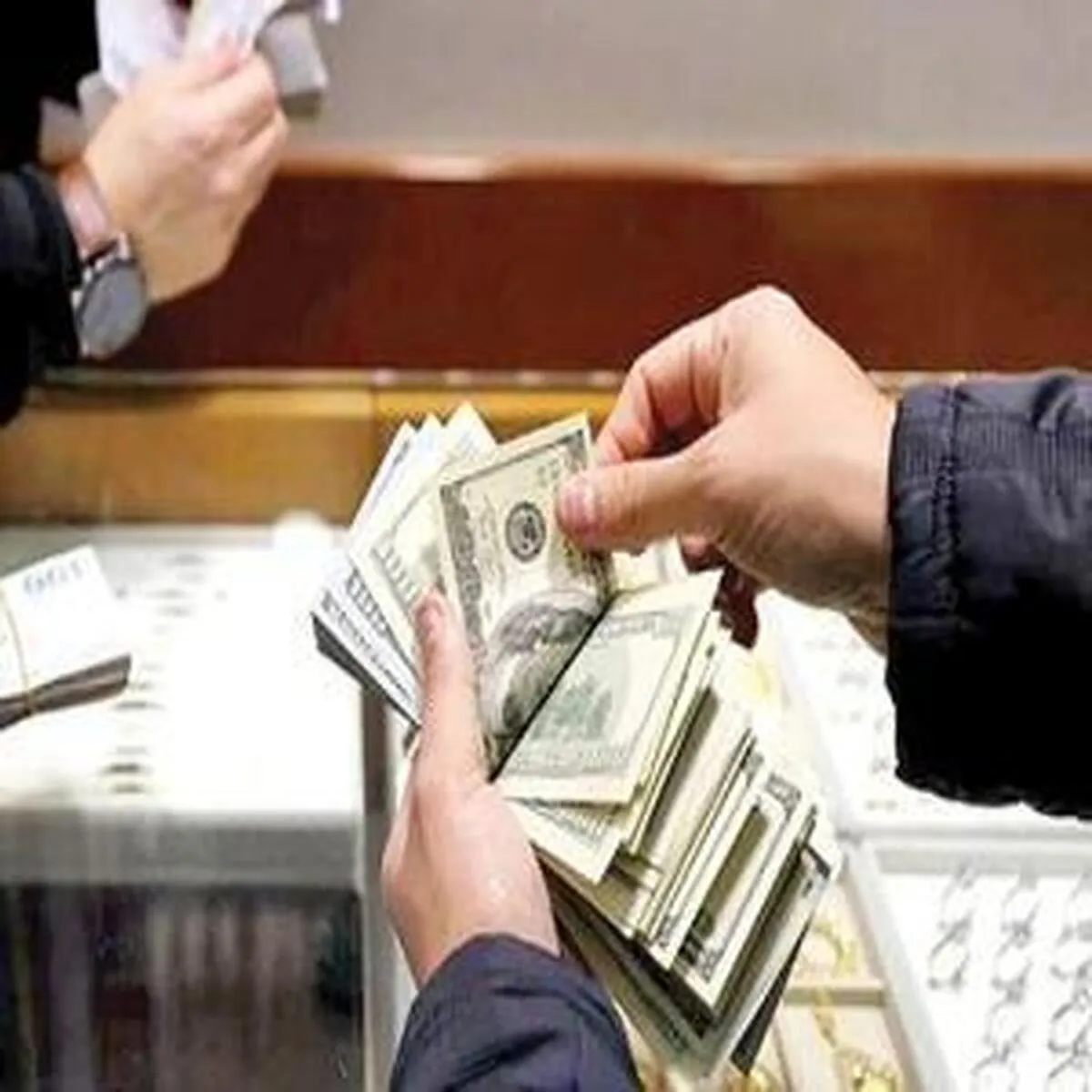 تحولات قیمتی دلار و یورو در آستانه بازگشایی بازار- ۱۳ بهمن ۱۴۰۳