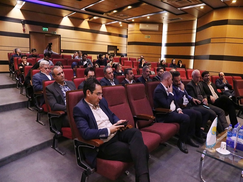 اصلاح نظام بنگاهداری صندوقهای بازنشستگی؛ از بنگاهداری تا سهامداری اصلاح نظام بنگاهداری صندوقهای بازنشستگی؛ از بنگاهداری تا سهامداری