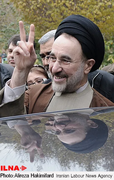 عکس جالب و بحث برانگیز خاتمی در عید غدیر