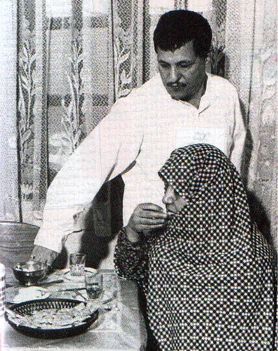یک عکس قدیمی از هاشمی رفسنجانی