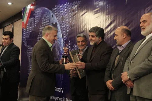 از پاکسان به عنوان صادرکننده برگزیده استان تهران تجلیل شد