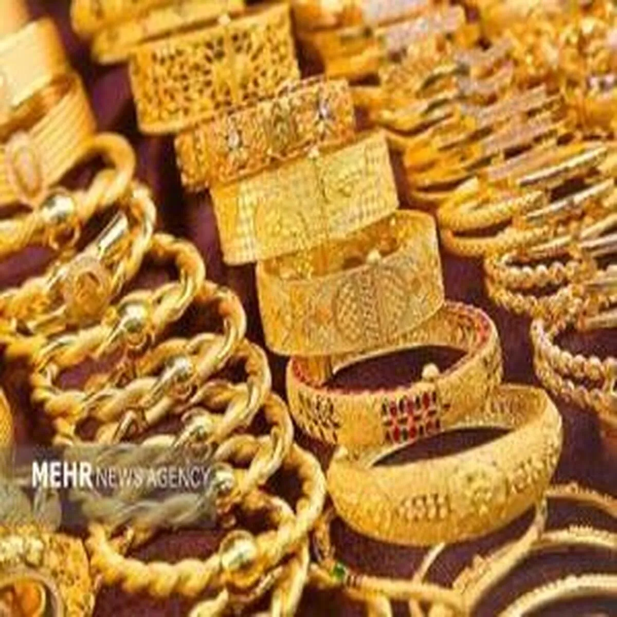 طلای ۱۸ عیار نزدیک به مرز ۵ میلیون تومان قرار گرفت