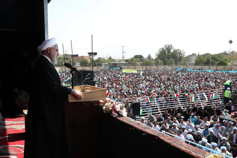 کاهش بدهی خارجی کشور به رغم تحریم ها