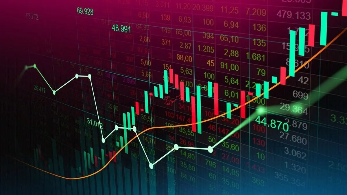 بازگشابی بازار بدون مدیریت تورم و آرامش سیاسی، کارآمد نخواهد بود