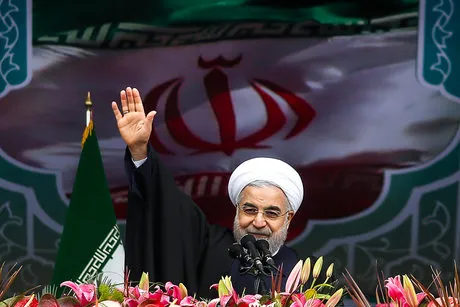 روحانی: برای ساختن موشک از کسی اجازه نمی‌گیریم