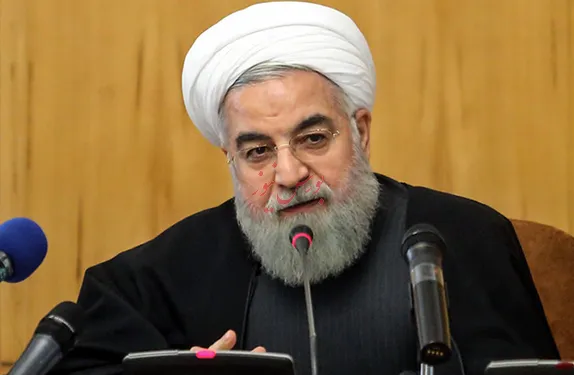 روحانی: آمریکا قدم به قدم عقب‌نشینی می‌کند