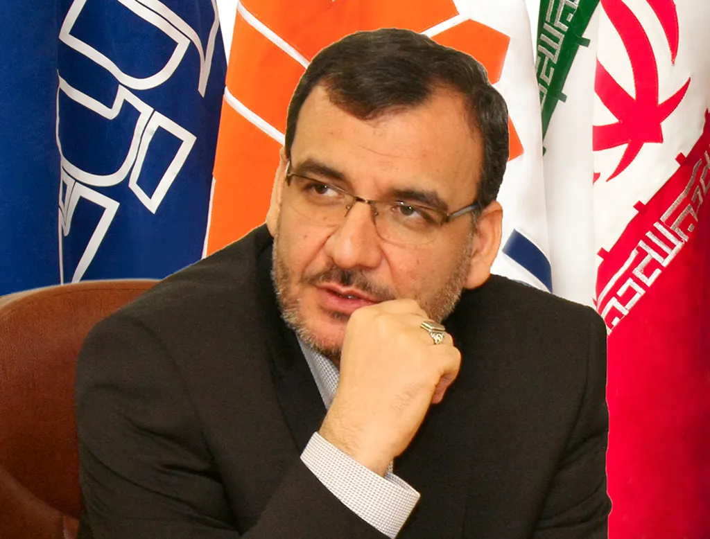 تفاهمنامه همکاری بین شرکت سایپا یدک و لیزینگ رایان سایپا