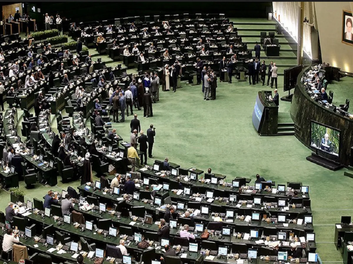 مجلس از پاسخ وزیر کار قانع شد