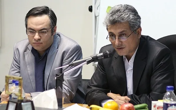 باید از فرصت نوسان نرخ ارز در بورس استفاده کرد
